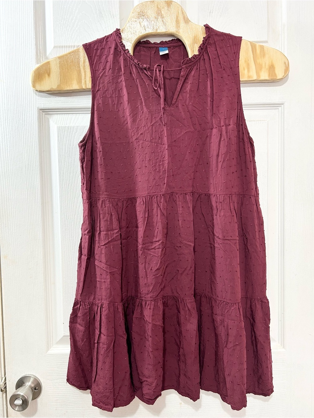 Old Navy Sleeveless Swiss Dot Swing Dress Tie Neck Burgundy Wine L